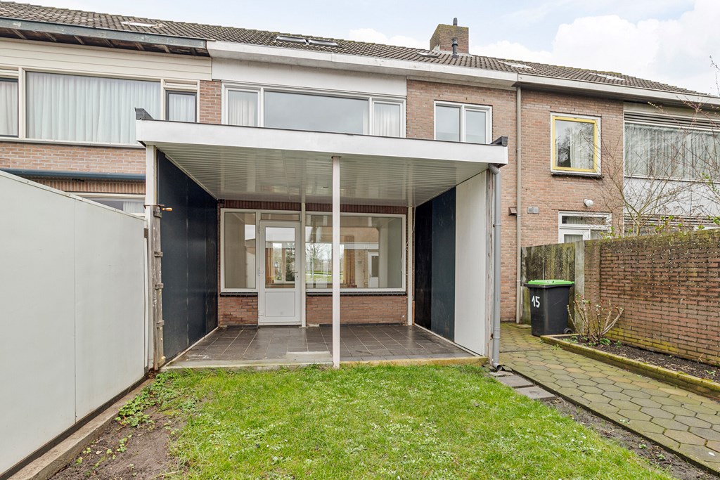 Frederik Van Eedenstraat 15 in Terneuzen