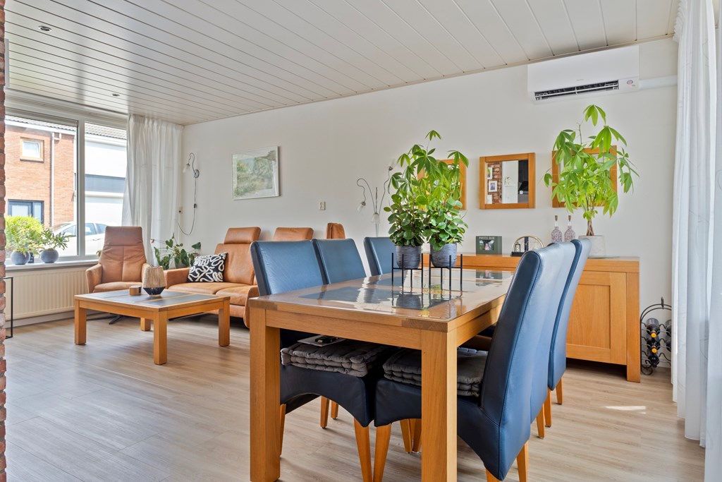 Wilhelminastraat 2 in Hoek